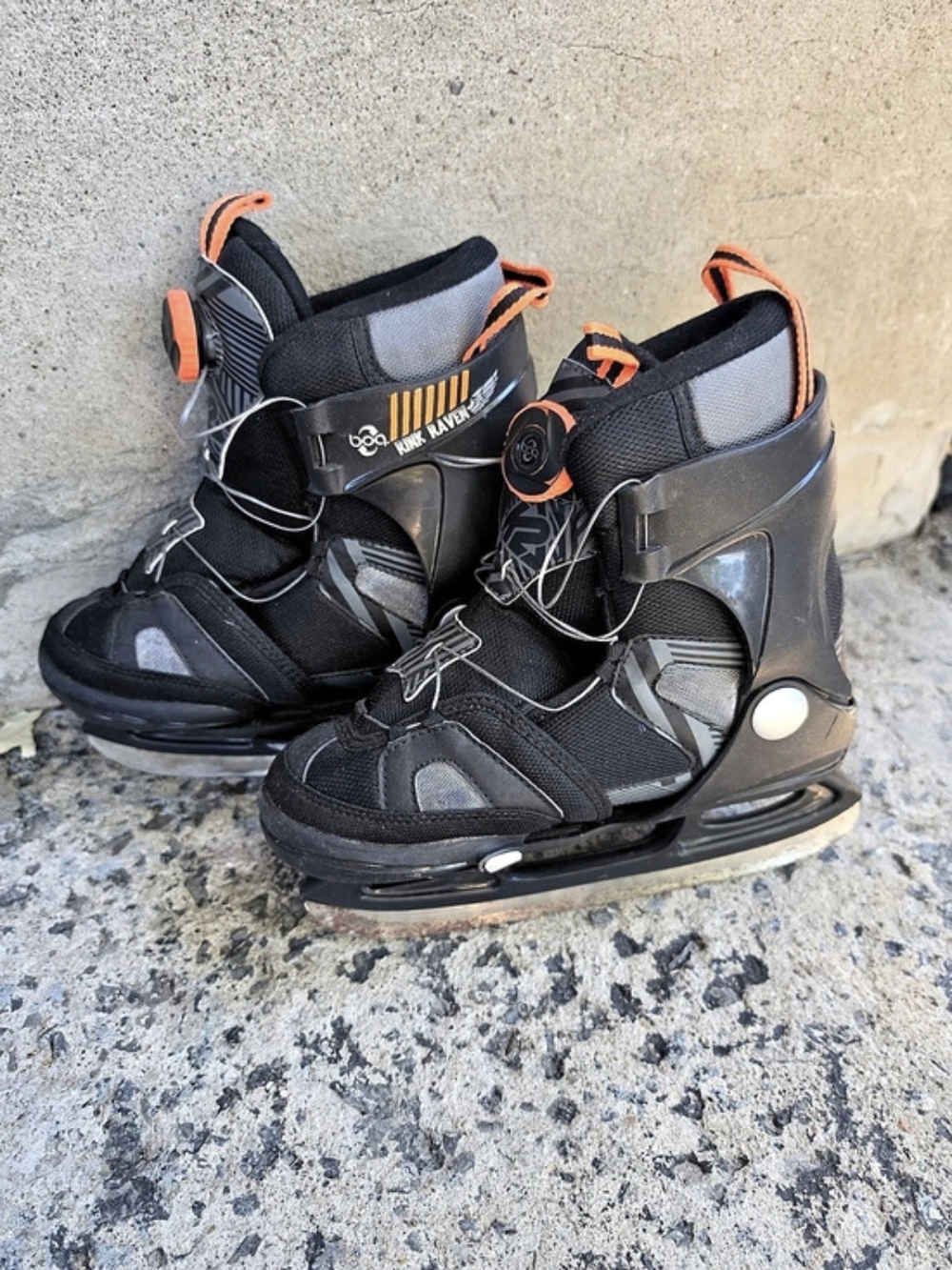 Rink Raven Boa Black & Orange Kids US 1-5 Skates